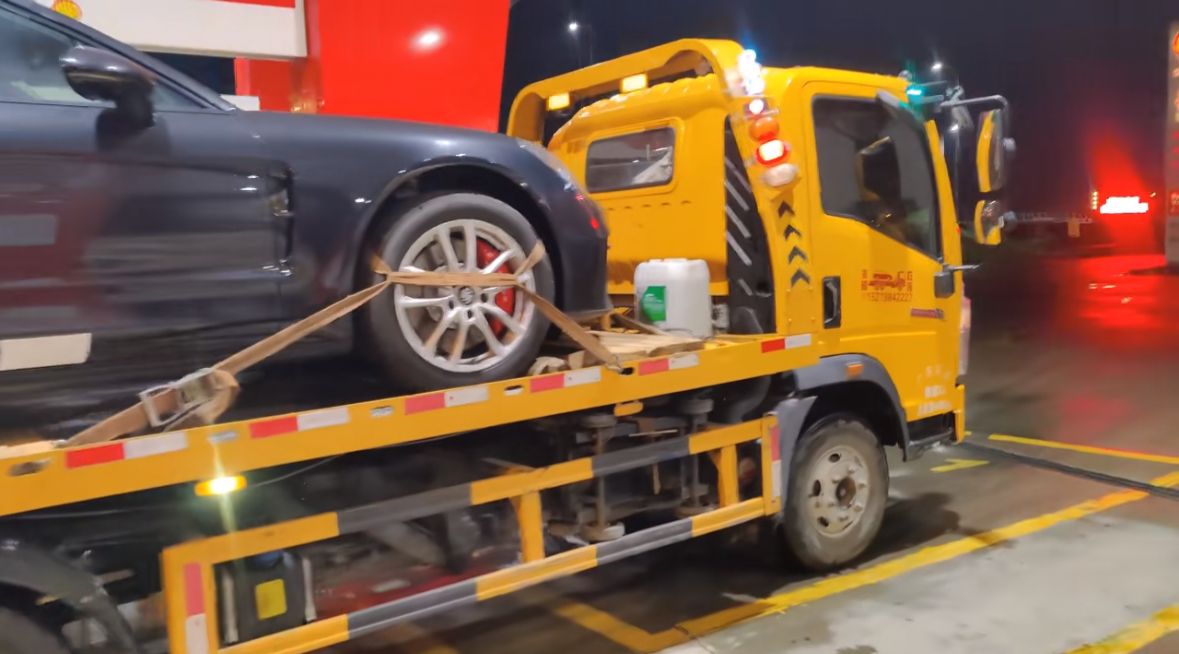 武威行车途中遇到突发状况该如何呼叫道路救援？